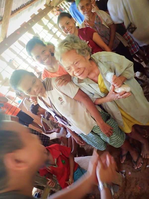 12606922_1129326593746830_800178154_n